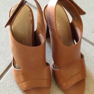 NWT, Marc Fishers, sandals